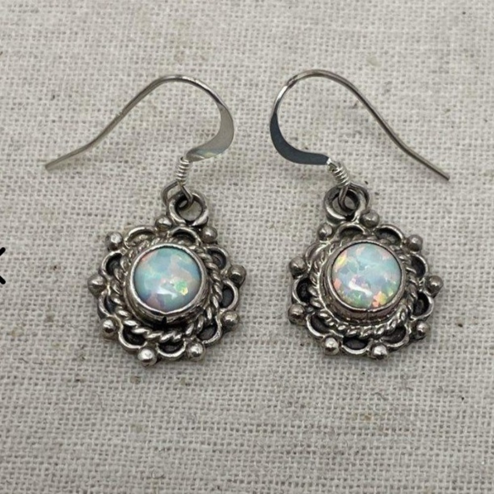 Running Bear 925 Sterling Silver White Faux Opal Dangle Earrings Southwest RB